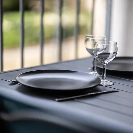 Le Cocon Verdoyant Apartment *